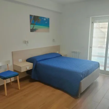 Beach-rooms *